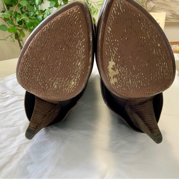 Miss sixty brown leather boots size 40
US/10 - Picture 10 of 16